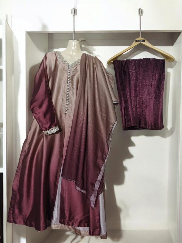 3 pc Suit - Mehroon Mirage